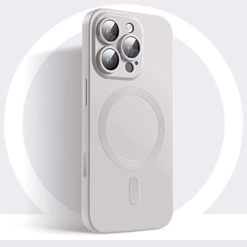 Magnetisk ladeetui med linsebeskytter for iPhone 15 Pro Max i mykt silikon, matt overflate, kompatibel med trådløs lading.